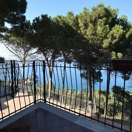 Alba Tra I Pini B&B-3